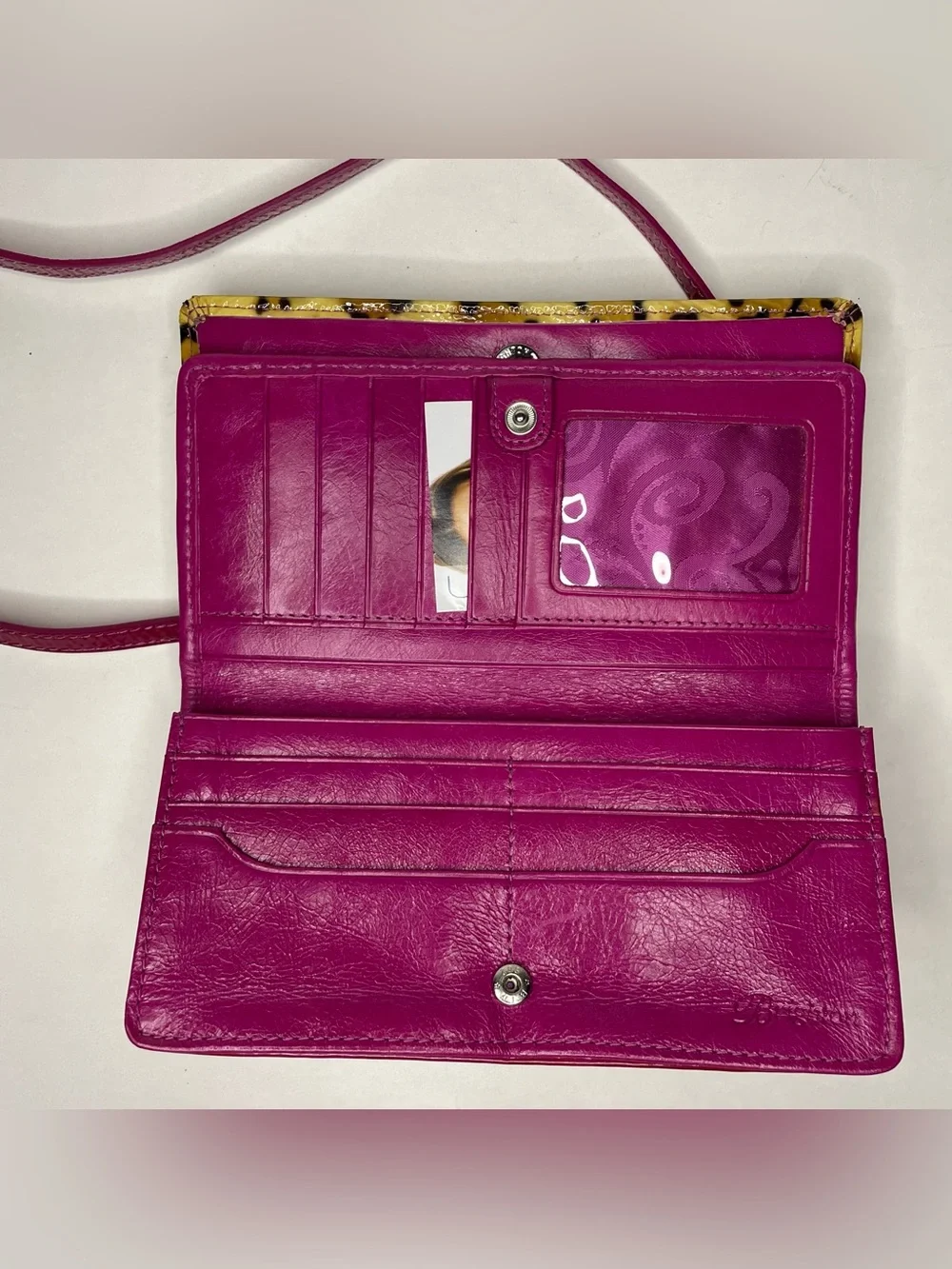 Brighton listing magenta